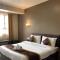 ALL SEASONS HOTEL