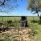 Stay on a 350-acre Cattle Ranch! Brazos River! Tubing! Petting zoo! - 韦瑟福德