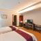 Royal Plaza Hotel