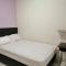 De Homestay Mitra RedDoorz Bitung