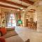Centre Island Gozitan Farmhouse & Pool - Happy Rentals