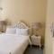 The Captains Manor - Great location!