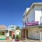 Kokonut Sea view with Pool on Grand Case Beach, Central, Private parking