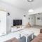 Jazz & Wine apARTment & Next to Sea Garden & Parking & HBO & Netflix & 2 bathrooms