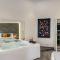 Gallery Suite Naples