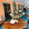 Coral Cove Inn