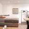 LIGHTPLACE • Größere Gruppen • 4 Einzelzimmer • Boxspring • Smar