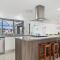4 bedroom with large water frontage and pool, reverse air conditioning - Maroochydore