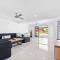 4 bedroom with large water frontage and pool, reverse air conditioning - Maroochydore