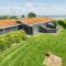 Beautiful Home In Bjert With Sauna - Binderup Strand