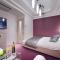 HOTEL REFRAIN