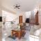 StayVista at Bask In The Greens Coorg with Private Pool - 马迪凯里