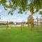 2 Bedroom Nice Apartment In Allinge - Allinge