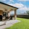 'Logan House' A Modern Country-style Retreat - Mudgee