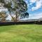 'Logan House' A Modern Country-style Retreat - Mudgee