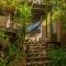Hosts on the Coast - Tairua Treehouse