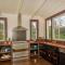 Hosts on the Coast - Tairua Treehouse