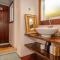 Hosts on the Coast - Tairua Treehouse