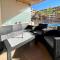 Gecko Apartment with private parking - 1 minutes from the oceanfront!