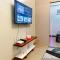 Anne and Gie 1 BR Condo Unit with kitchenette in Trees Residences SMDC - 马尼拉