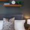 Luxurious Green Point Getaway