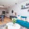 Luxurious Green Point Getaway