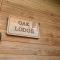 Oak Lodge