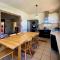 Ampuriahome Villa hosting 15, pool & mooring - Empuriabrava