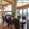 Luxury Getaway at Copper Sky 104 - West Kelowna