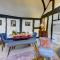 Loft Cottage by Spa Town Property - 2 Bed Tudor Retreat Near to Stratford-upon-Avon, Warwick & Solihull - Stratford-upon-Avon