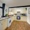 Loft Cottage by Spa Town Property - 2 Bed Tudor Retreat Near to Stratford-upon-Avon, Warwick & Solihull - Stratford-upon-Avon