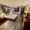 Super 8 by Wyndham Sealy
