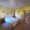 Detached villa with pool, Partial air-conditioning, set in a secure private garden, 800 metres from medieval village - Claviers