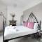 Castle Properties: The Duchess, 3 Bed Family cottage