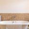 Alphen Drive Apartments