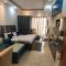 Luxurious Stay & Couple Friendly