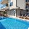Awesome Home In Stobrec With Outdoor Swimming Pool - Split