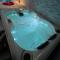 Love room avec spa privatif