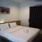Larissa Samed resort