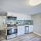 Lovely Rockport Apartment, Walk to Beaches!