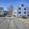 Lovely Rockport Apartment, Walk to Beaches!