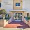 Convenient Inglewood Condo 1 Mile to SoFi! - إنجلوود