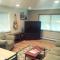 Private Apartment Furnished Great for Business Traveler - Whitehouse