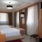 Quars Garden Hotel