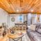 The Tree Cabin, Pleasant Pines, & Cozy Casita