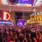 DOWNTOWN LAS VEGAS Beautiful Unit at 4 Queens Casino FREMONT - Las Vegas