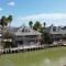 Heron's Sea Cottage with view of Space X and just minutes from South Padre Island - Port Isabel