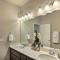 Pool Access Upscale and Modern Austin Townhome - Austin