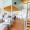 Dutchies By The Sea, 2 61 Christmas Bush Ave - Spectacular views, close to the beach, Wi-Fi