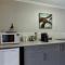 Hume Country Motor Inn